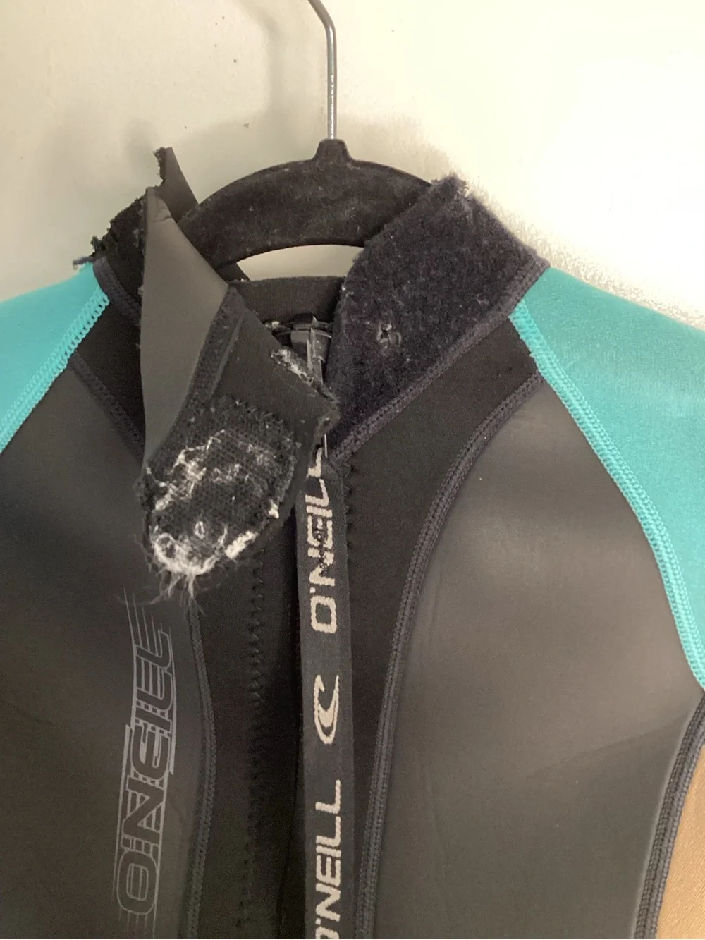 O'Neill Kids One-Piece Shorty Wetsuit in Teal, Black & Tan 10